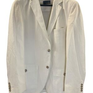 Sophisticated White Blazer for a Polished Look